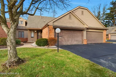 3127 Evergreen Rd, Toledo, OH 43606