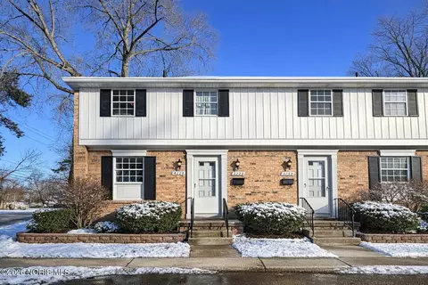 3753 W Alexis Rd, Toledo, OH 43623
