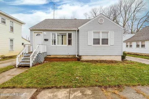 420 H St, Findlay, OH 45840