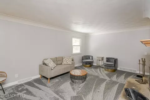 Living - 4349 S Eber Rd, Monclova, OH 43542 photo 1 of 9