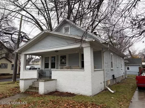 2003 Berdan Ave, Toledo, OH 43613 photo 2