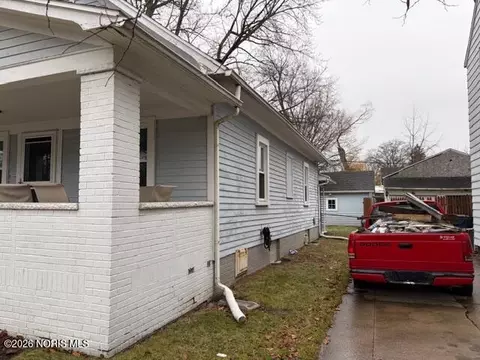 2003 Berdan Ave, Toledo, OH 43613 photo 4
