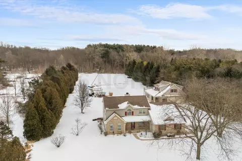 7645 Yawberg Rd, Whitehouse, OH 43571