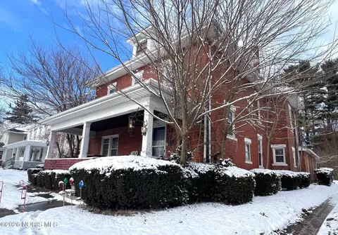 400 W Mansfield St, Bucyrus, OH 44820
