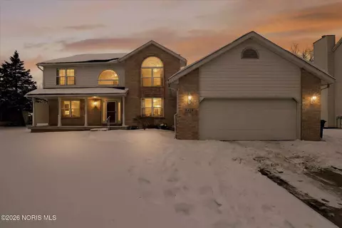 8414 Meghan Dr, Sylvania, OH 43560
