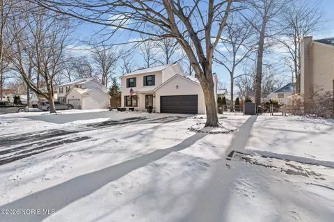 8337 Cherry Blossom Ln, Holland, OH 43528