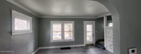 2536 N Erie St, Toledo, OH 43611