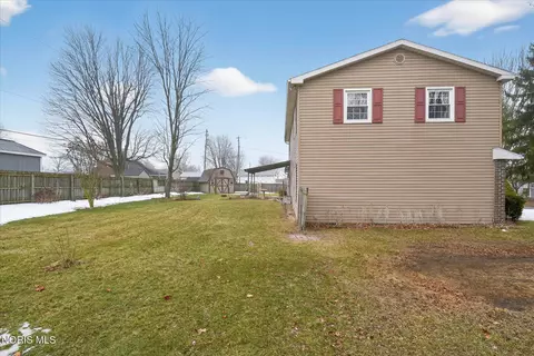 Exterior - 101 Gorrill Dr, Wayne, OH 43466 photo 7 of 11