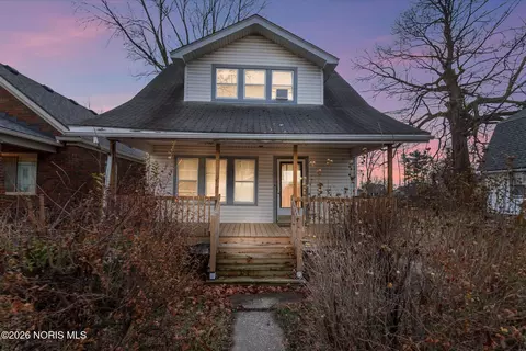 1805 Oakwood Ave, Toledo, OH 43607