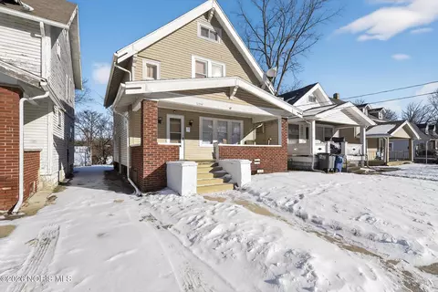 1938 Cone St, Toledo, OH 43606