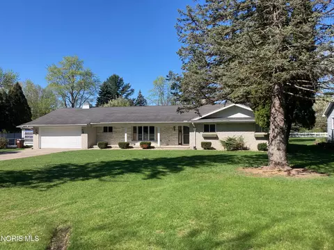 8069 Fulton County 7-2, Delta, OH 43515