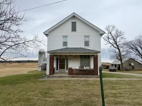 Exterior - 1082 Warvel Rd, Hamilton, OH 45013 photo 7 of 8