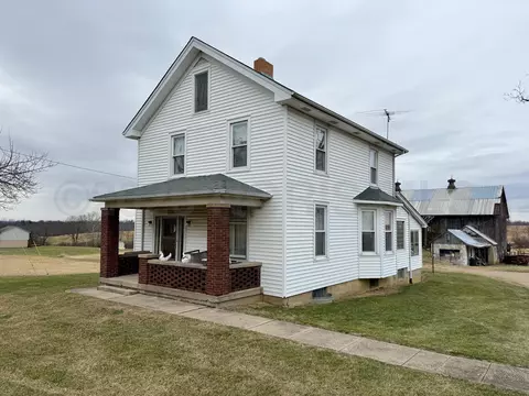1082 Warvel Rd, Hamilton, OH 45013