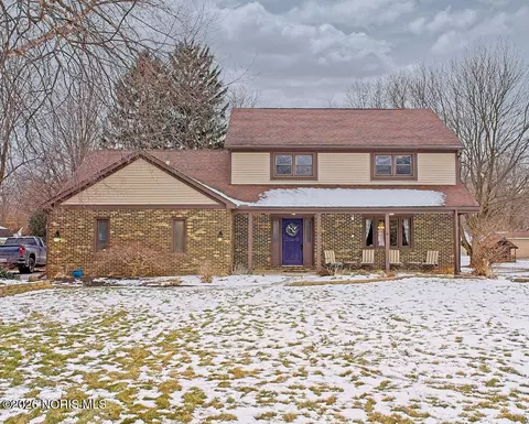 542 Bright Rd, Findlay, OH 45840