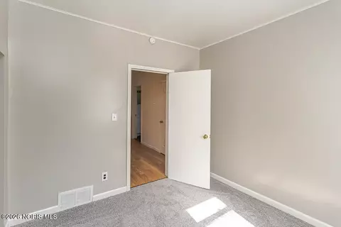 329 E Lake St, Toledo, OH 43608 photo 23