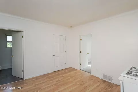329 E Lake St, Toledo, OH 43608 photo 20