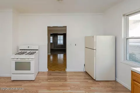 329 E Lake St, Toledo, OH 43608 photo 17
