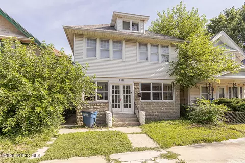 329 E Lake St, Toledo, OH 43608 photo 2