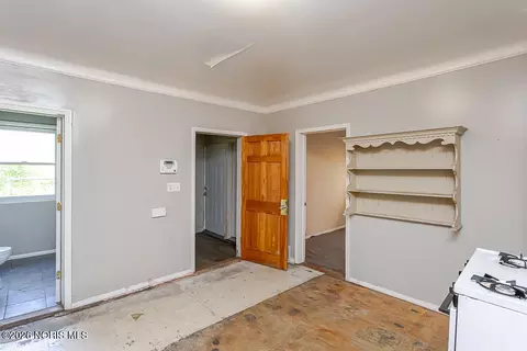 329 E Lake St, Toledo, OH 43608 photo 46