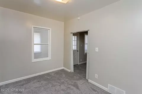 329 E Lake St, Toledo, OH 43608 photo 27