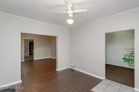 329 E Lake St, Toledo, OH 43608 photo 34
