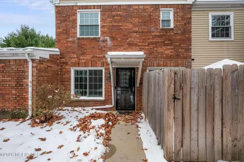 5705 Aspen Dr # 30, Toledo, OH 43615