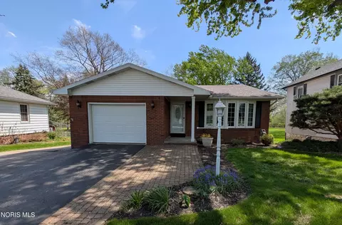 433 Water St, Pemberville, OH 43450