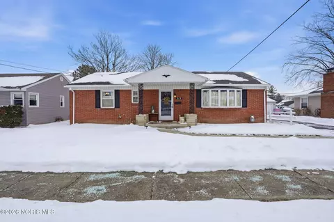 315 W Melrose Ave, Findlay, OH 45840