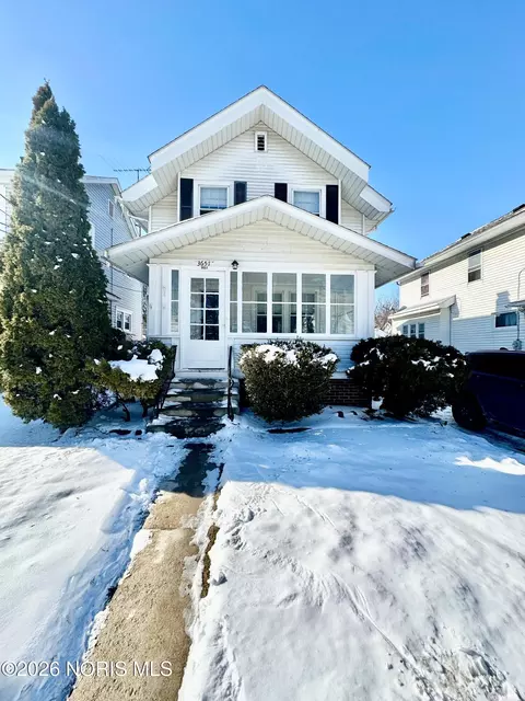 3651 Leybourn Ave, Toledo, OH 43612