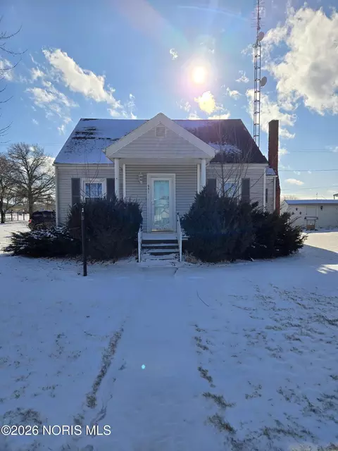 951 Walnut St, New Bavaria, OH 43548