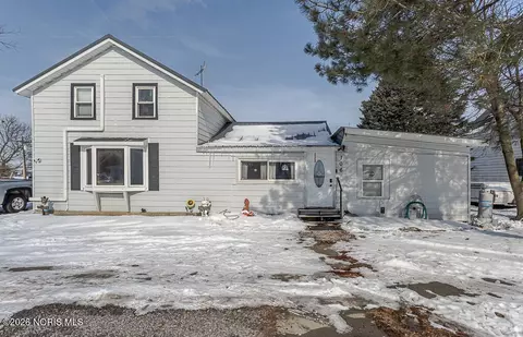 106 W Catherine St, West Unity, OH 43570