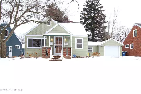 2859 Claredale Rd, Toledo, OH 43613