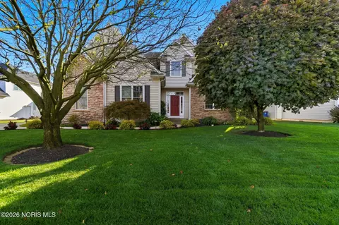 2334 Sunflower Ct, Perrysburg, OH 43551