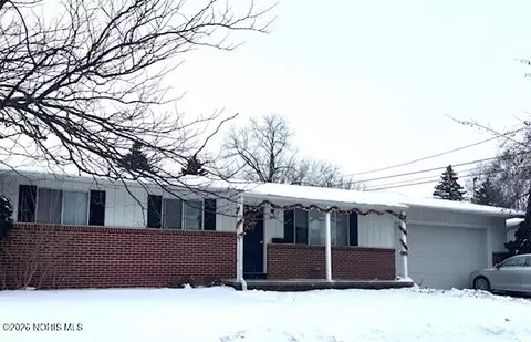 517 N Summit St, Bowling Green, OH 43402
