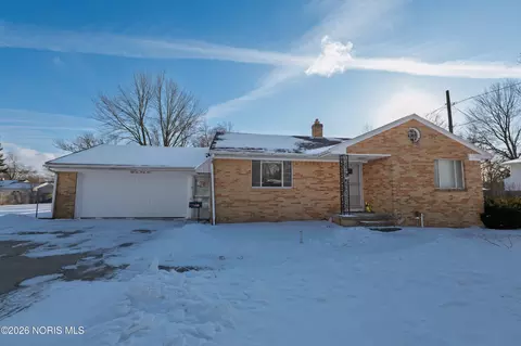 5239 Mc Gregor Ln, Sylvania, OH 43560