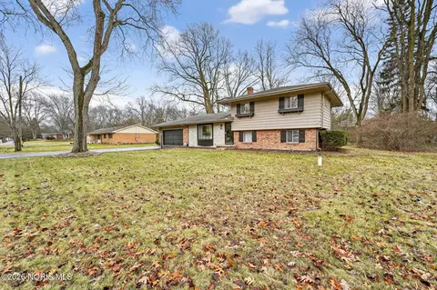4819 Janet Ave, Sylvania, OH 43560