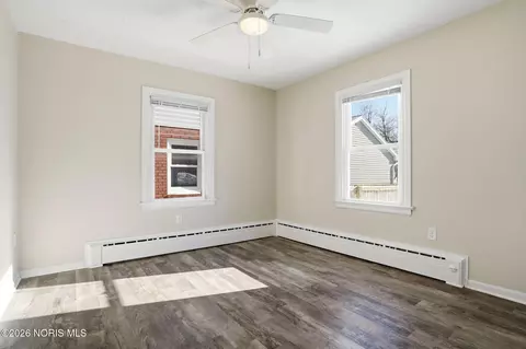 Bedroom - 239 Edith Ave, Findlay, OH 45840 photo 1 of 4