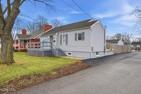 Exterior - 239 Edith Ave, Findlay, OH 45840 photo 2 of 6
