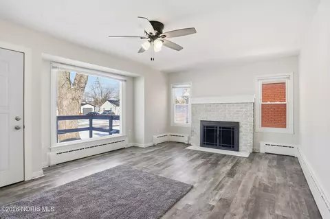Living - 239 Edith Ave, Findlay, OH 45840 photo 2 of 5