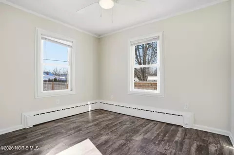 Bedroom - 239 Edith Ave, Findlay, OH 45840 photo 3 of 4