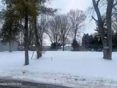3816 Loch Lomond Ave, Toledo, OH 43607