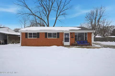 636 Woodward Ave, Fostoria, OH 44830