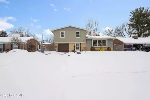 1931 Cherrylawn Dr, Toledo, OH 43614