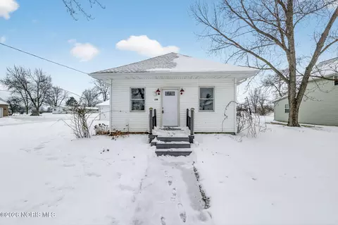 130 S Rock St, Sherwood, OH 43556