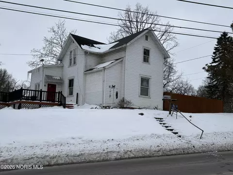627 W Mansfield St, Bucyrus, OH 44820