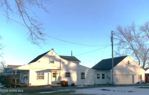 238 N Ohio Ave, Ottawa, OH 45875