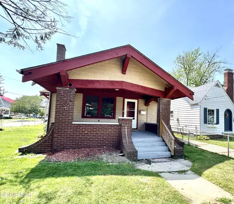 4203 Berwick Ave, Toledo, OH 43612