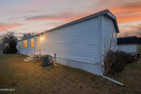 315 Parkview Dr #3, Bowling Green, OH 43402