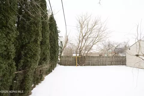 Exterior - 540 Clifton Blvd, Toledo, OH 43607 photo 9 of 10