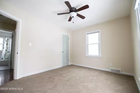 Bedroom - 540 Clifton Blvd, Toledo, OH 43607 photo 3 of 11